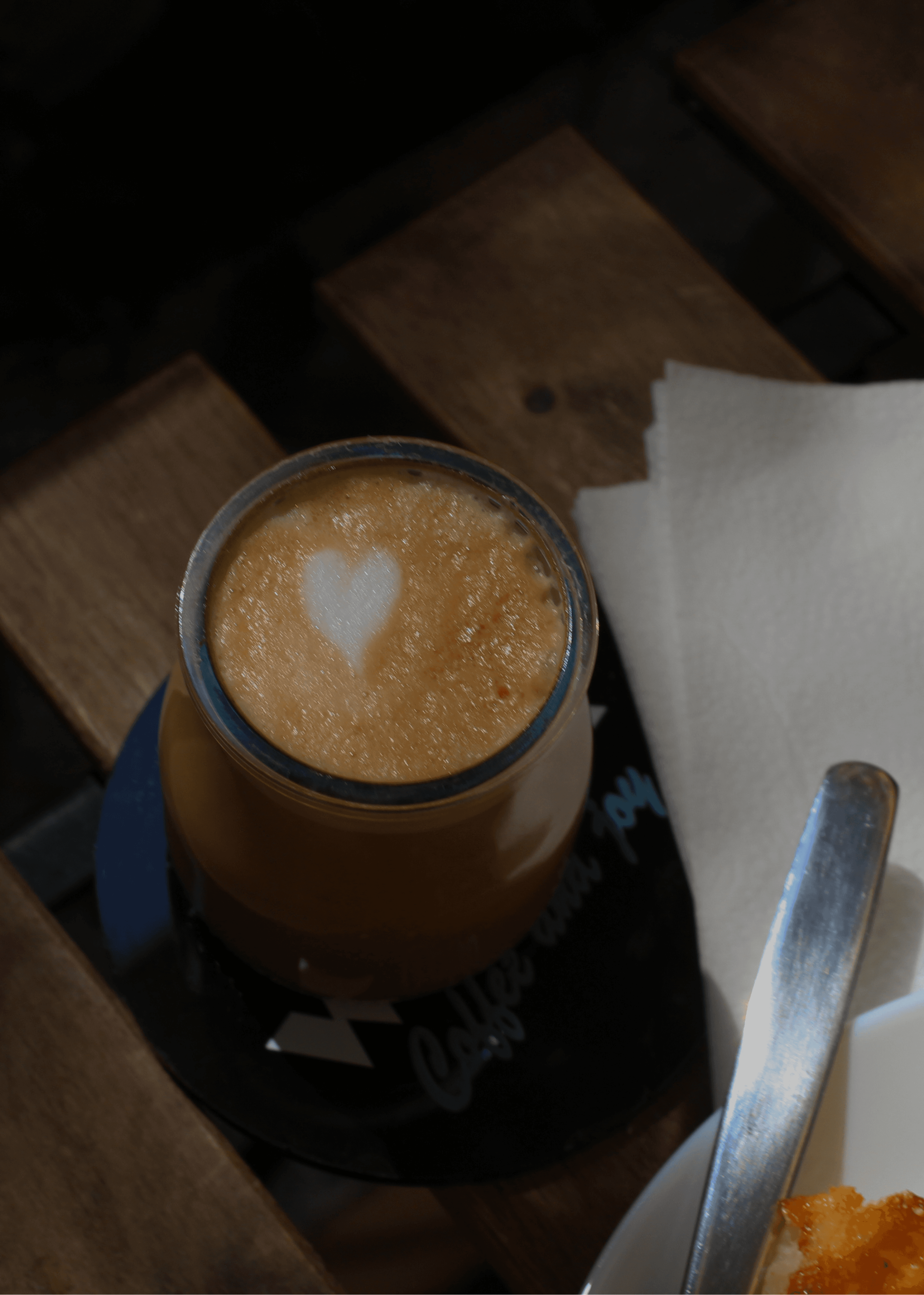 Croissant si Cafea
